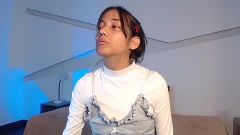 Alana online show from January 2026 09:07:02 PM