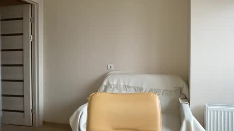 Lina online show from December 2024 12:23:02 PM