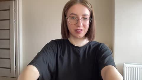 Lina online show from January 2025 10:14:02 AM