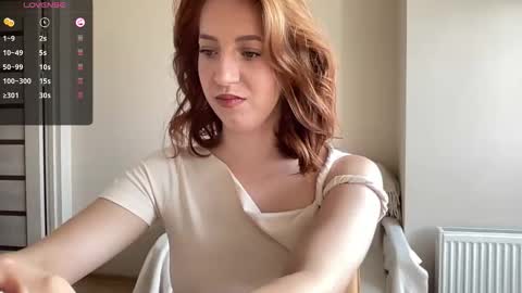 Lina online show from September 2025 11:43:01 AM