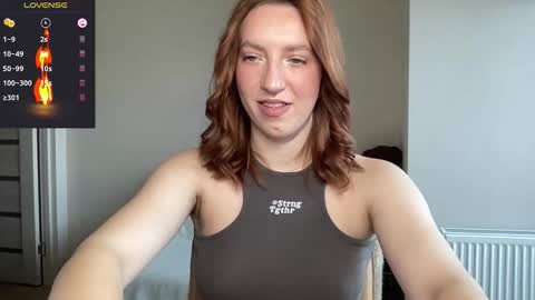 Lina online show from November 2025 08:25:02 AM