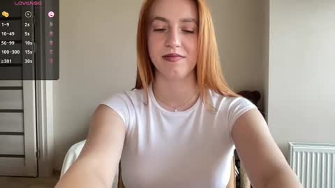 Snapshot of hot_lliinns chatting on June 2026 07:33:02 AM Lina online show from June 2026 07:33:02 AM