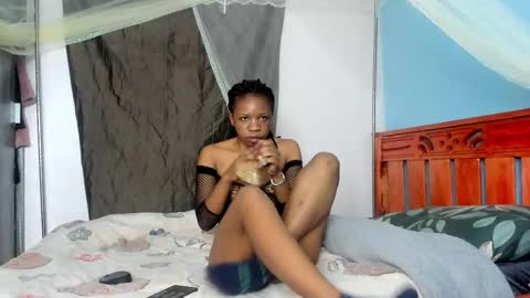 hot_moxie online show from October 2025 10:29:02 PM