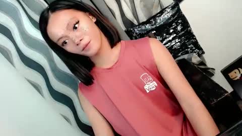 SWEET AGATHA online show from February 2025 08:15:02 AM