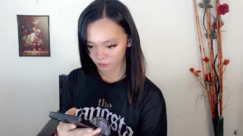 SWEET AGATHA online show from September 2025 07:41:01 AM