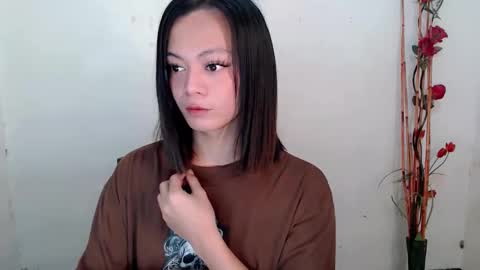 SWEET AGATHA online show from November 2025 06:02:02 AM