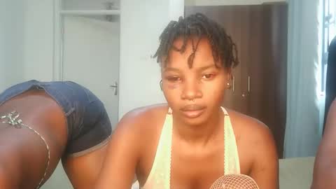 Hot petite online show from April 2026 10:19:01 AM