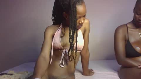 hot petite100 online show from October 2025 07:39:01 AM