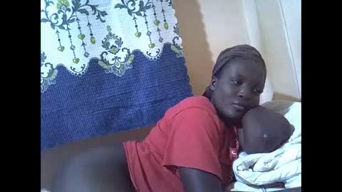 RAYLAH online show from December 2025 08:58:01 PM