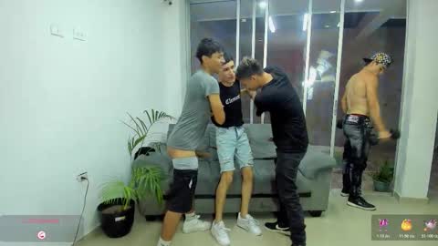 Vanesa Oliver and Andrew online show from November 2025 03:15:01 AM