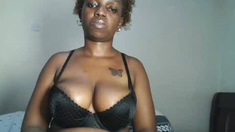 Snapshot of hot_sexxy_baby chatting on June 2026 02:52:01 PM hot_sexxy_baby online show from June 2026 02:52:01 PM