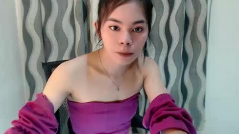 Snapshot of hot_yanna143 chatting on May 2026 01:08:01 PM Yanna online show from May 2026 01:08:01 PM