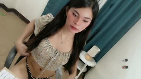 Snapshot of hot_yanna143 chatting on July 2026 02:46:01 AM Yanna online show from July 2026 02:46:01 AM