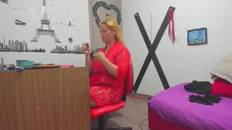 Snapshot of hotandfierylatinos chatting on February 2025 11:16:02 AM hotandfierylatinos online show from February 2025 11:16:02 AM