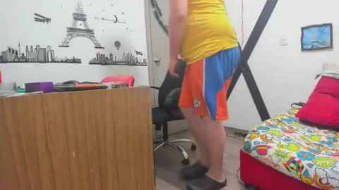 Snapshot of hotandfierylatinos chatting on February 2025 09:38:01 AM hotandfierylatinos online show from February 2025 09:38:01 AM