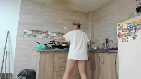 Snapshot of hotandfierylatinos chatting on September 2025 10:49:02 AM hotandfierylatinos online show from September 2025 10:49:02 AM