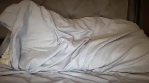 Ember online show from October 2025 03:47:02 AM