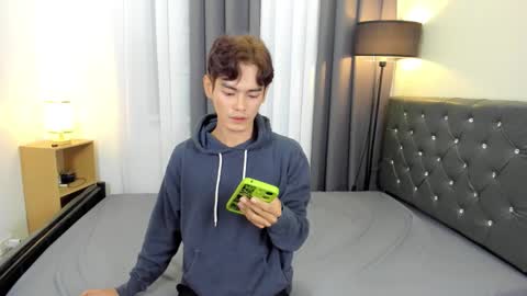 Kenny online show from September 2025 03:38:02 AM