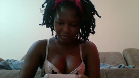 love online show from February 2025 04:37:01 AM