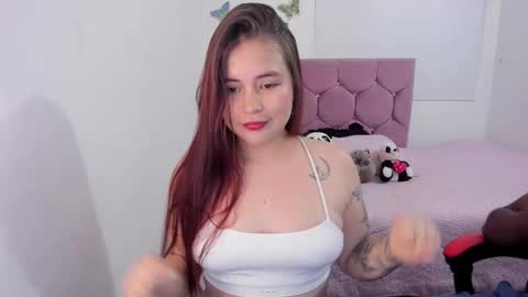 lesly and ander online show from November 2025 01:17:02 AM