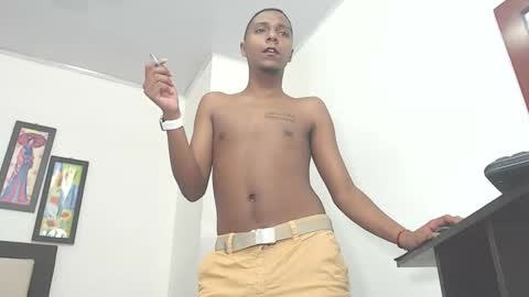 Snapshot of hotboyluxe chatting on February 2026 04:26:01 PM hotboyluxe online show from February 2026 04:26:01 PM