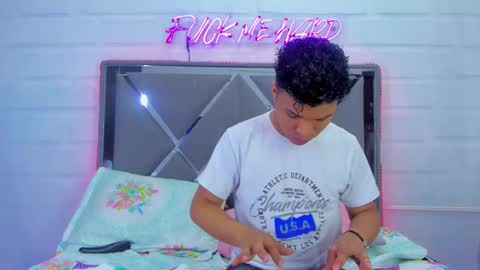 DANIEL AND KEVIN online show from November 2025 06:19:02 AM