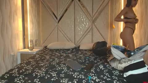 hotcouple_222 online show from February 2026 07:31:02 AM