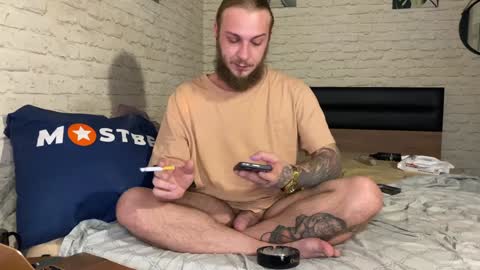 YounHotCouple online show from December 2024 01:29:01 PM