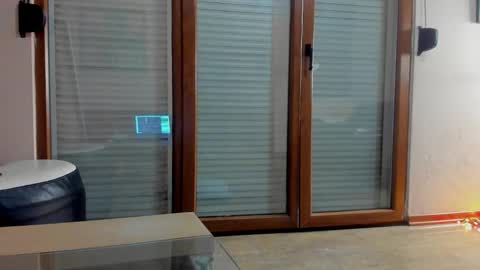 Snapshot of hotel77777 chatting on February 2025 09:48:01 PM Erika online show from February 2025 09:48:01 PM