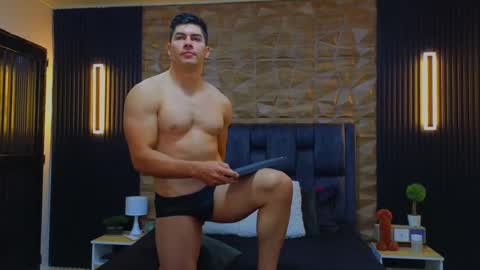 felipe  marcello online show from February 2025 07:17:02 PM