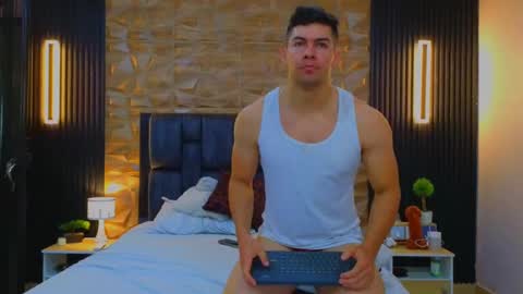 felipe  marcello online show from February 2025 02:42:02 PM