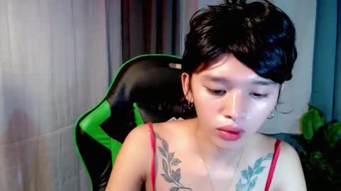 hotgirlronaxx online show from December 2025 12:39:02 AM