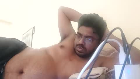 hotgluteus4321 online show from April 2026 09:12:01 AM