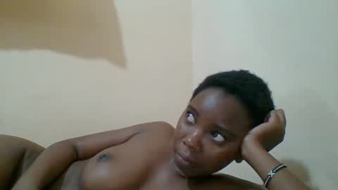 Queen online show from February 2025 07:44:01 PM