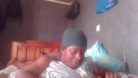 hotguyy001 online show from February 2025 01:55:02 PM