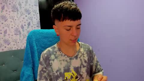 hannah online show from September 2025 02:33:01 AM