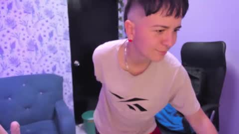 hannah online show from September 2025 03:19:02 AM