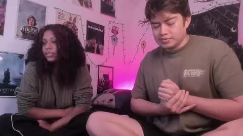 Sam and Nico online show from November 2025 04:01:02 AM