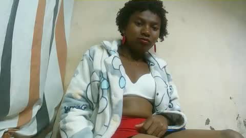 veronique online show from October 2025 06:39:02 PM