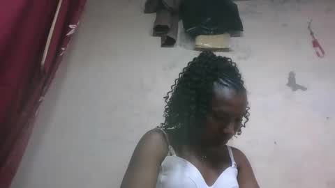 veronique online show from October 2025 09:50:02 AM