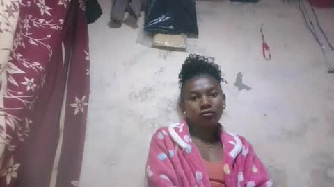 veronique online show from October 2025 01:53:02 AM