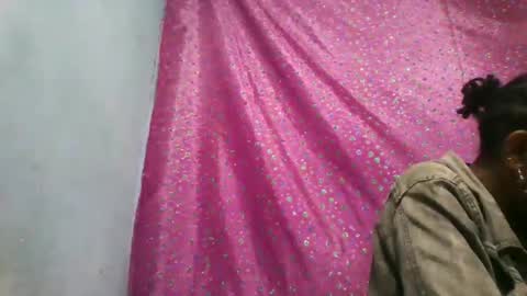 veronique online show from November 2025 02:17:01 PM