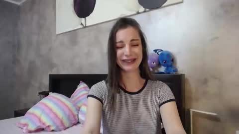 Lia   online show from February 2026 02:42:02 AM