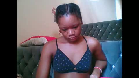 LOYCE online show from November 2025 09:48:02 AM