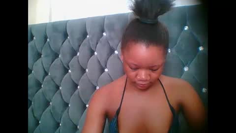 LOYCE online show from December 2025 07:38:02 AM