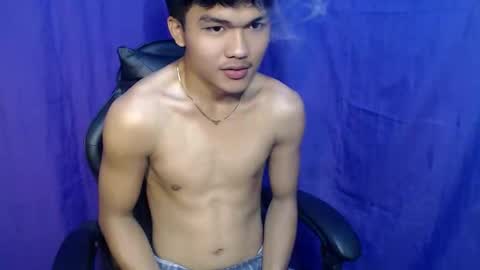 Snapshot of hotking_cummer chatting on January 2026 04:39:02 AM hotking_cummer online show from January 2026 04:39:02 AM