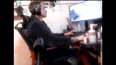 Snapshot of hotkinkytat chatting on January 2025 01:48:02 PM hotkinkytat online show from January 2025 01:48:02 PM