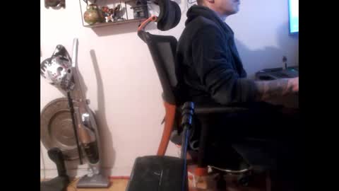 Snapshot of hotkinkytat chatting on February 2025 01:02:01 AM hotkinkytat online show from February 2025 01:02:01 AM