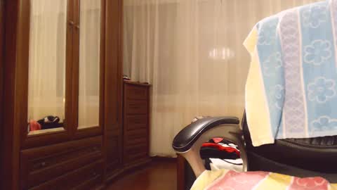 Angela online show from December 2024 09:35:01 PM