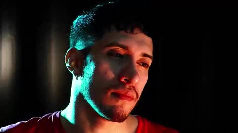 Hotlatinking online show from September 2025 07:03:01 PM